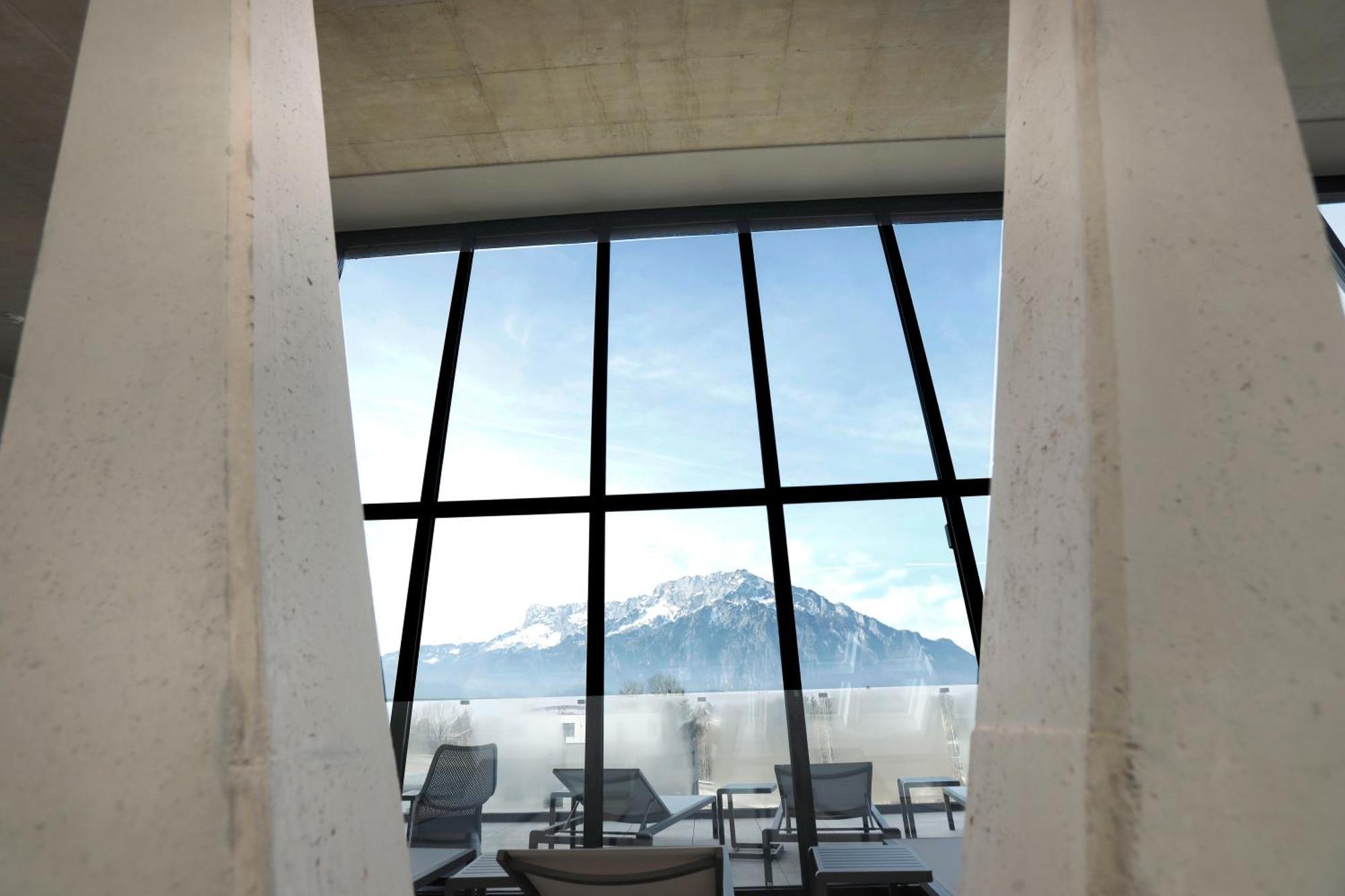 Hotel Im Zentrum Fuer Visionen Puch bei Hallein Exteriör bild