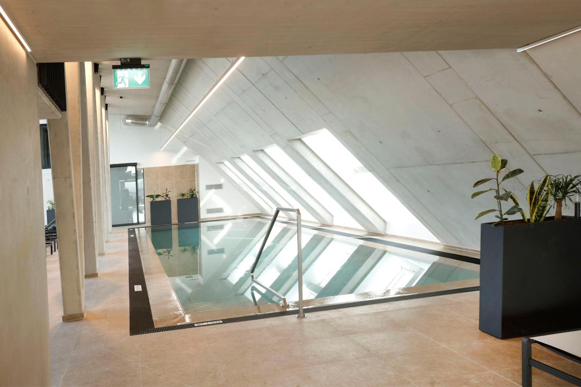 Hotel Im Zentrum Fuer Visionen Puch bei Hallein Exteriör bild
