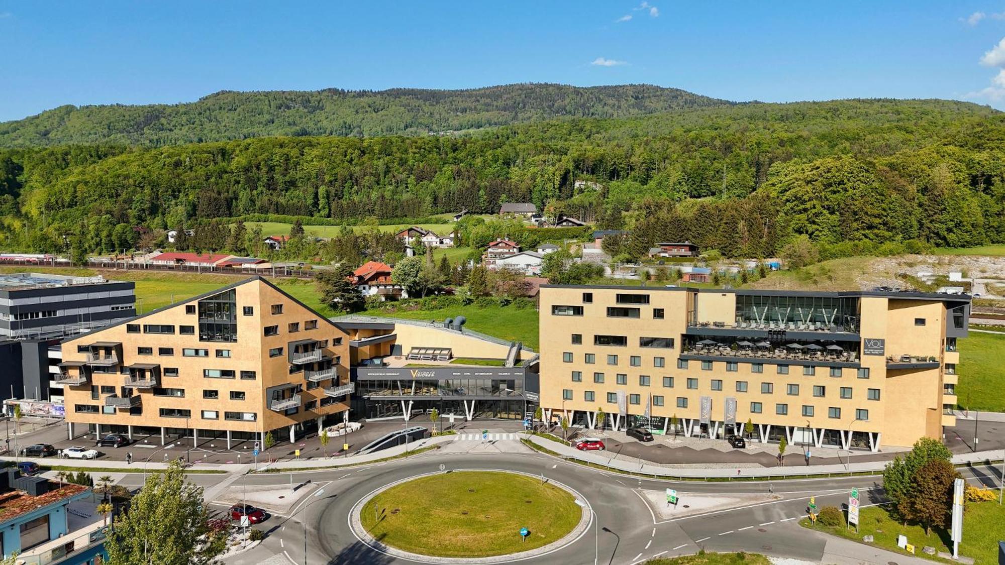 Hotel Im Zentrum Fuer Visionen Puch bei Hallein Exteriör bild