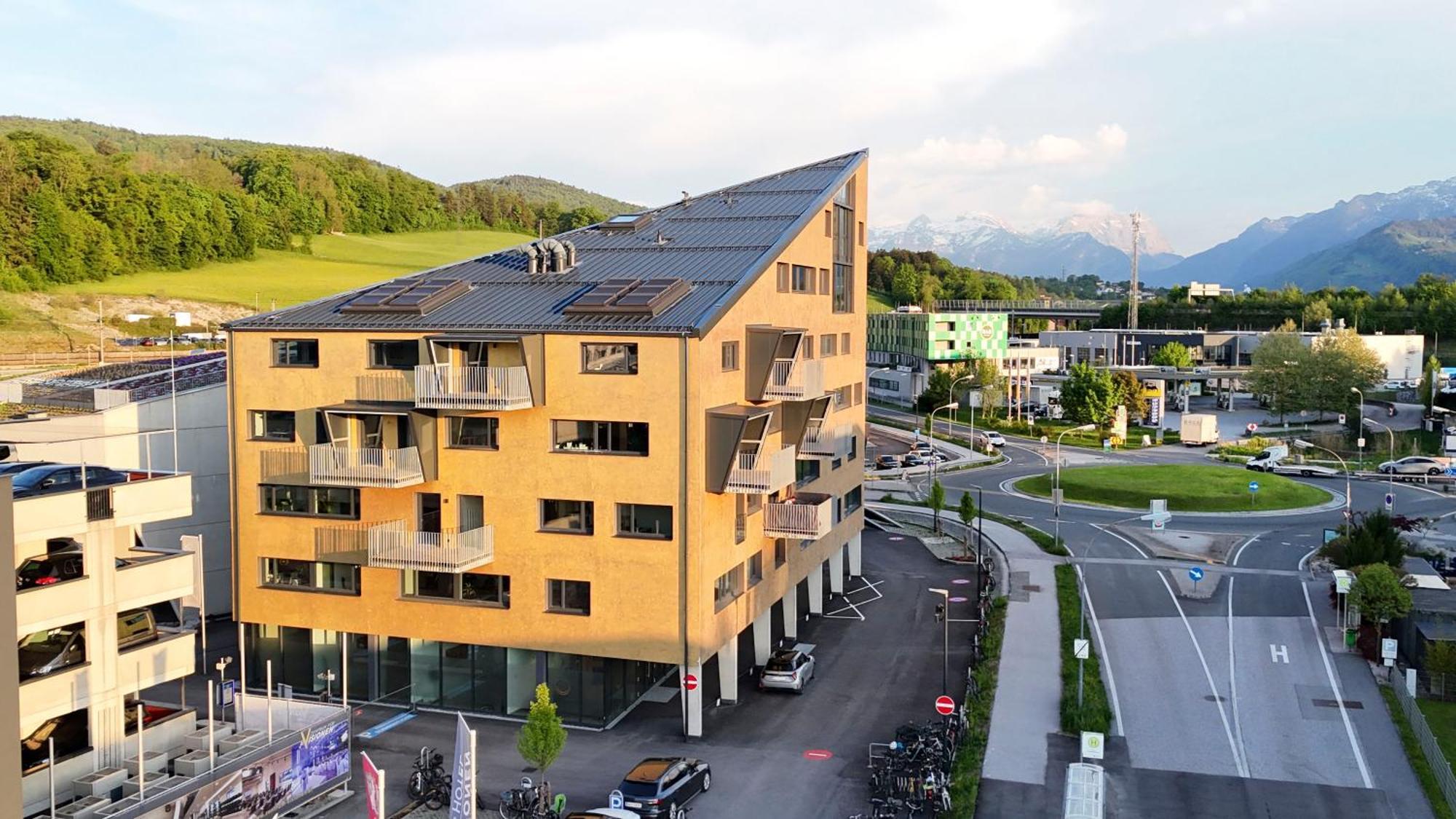 Hotel Im Zentrum Fuer Visionen Puch bei Hallein Exteriör bild