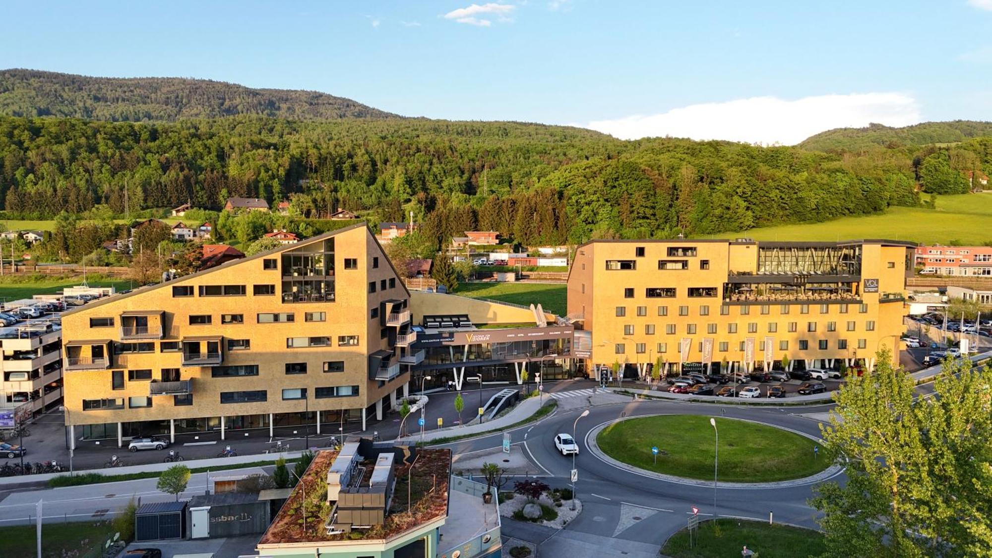 Hotel Im Zentrum Fuer Visionen Puch bei Hallein Exteriör bild